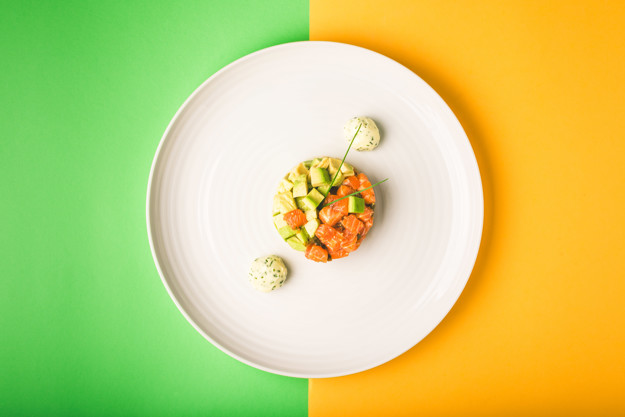 Tartar de salmón con aguacate