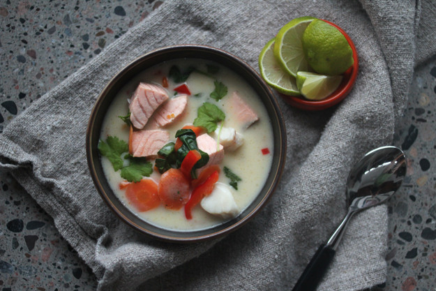 Asiatisk fiskesuppe