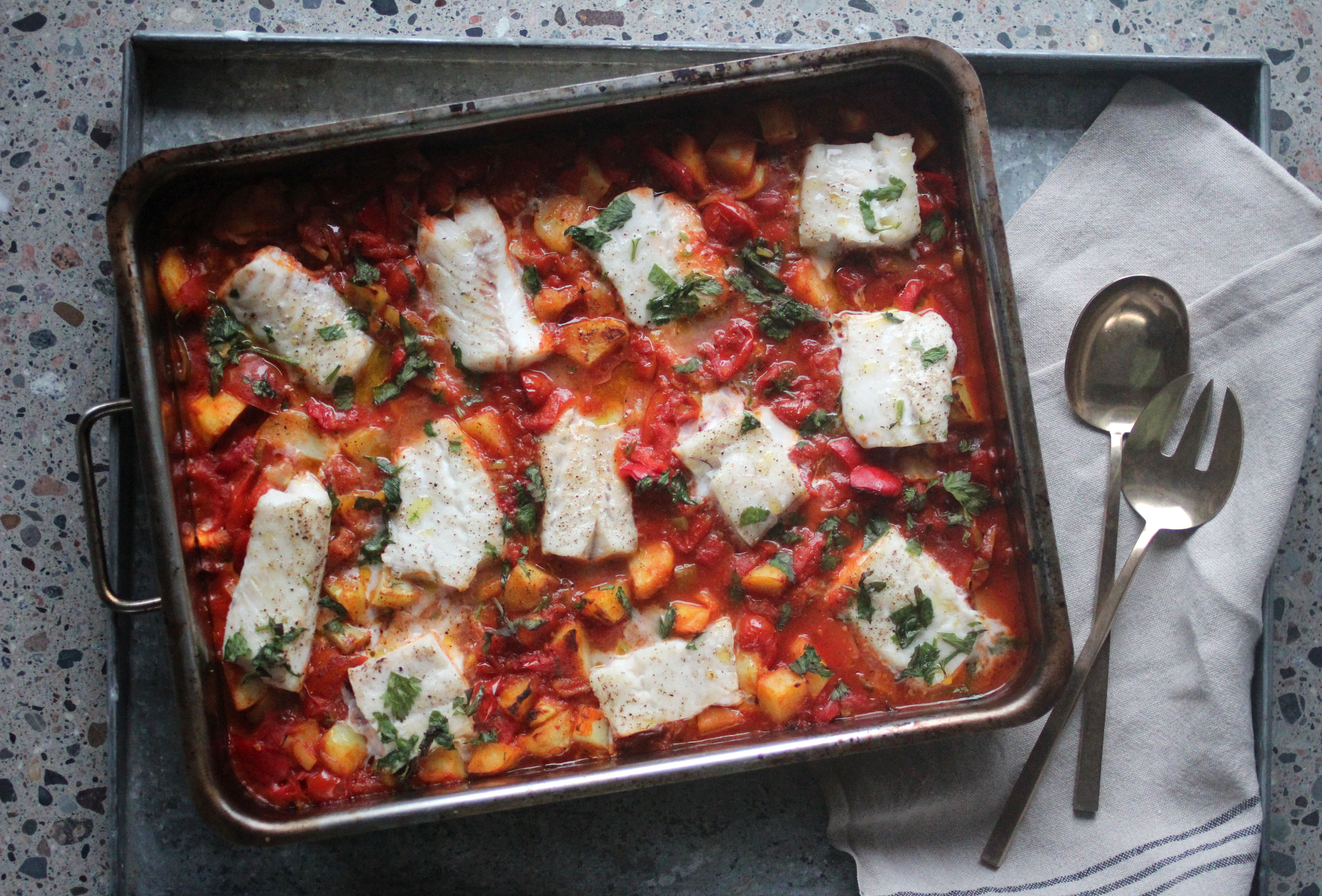 Torsk i form med tomat