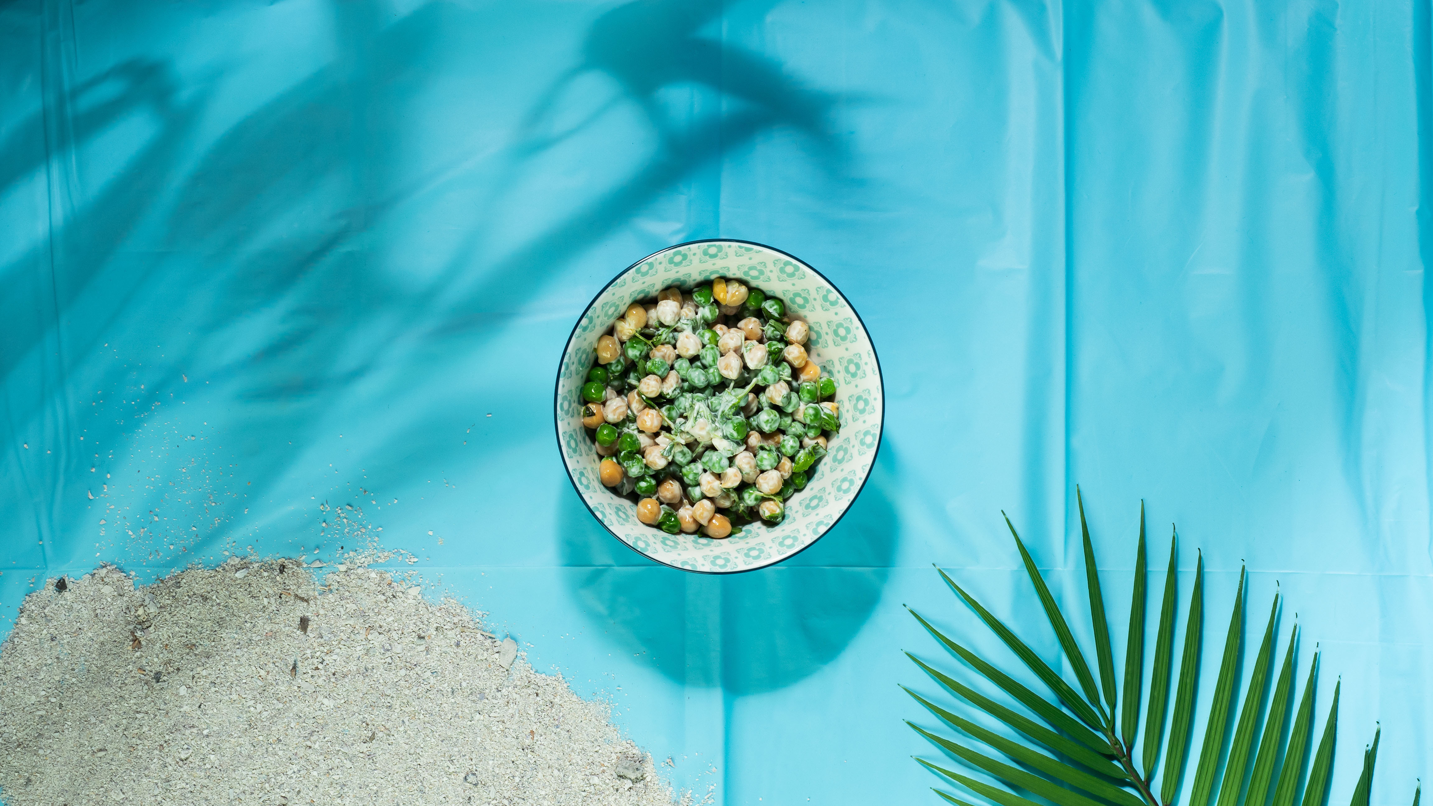 Bolle med kikertsalat